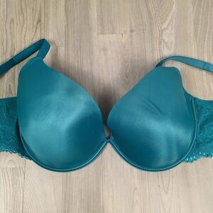 NWT Honey B Green Lace Contour Bra